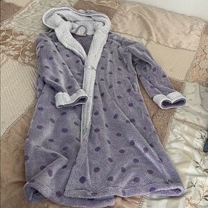 Bobbie Brooks Lavender and White Fleece Robe